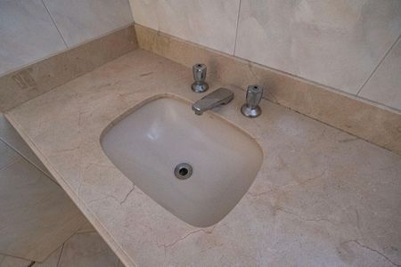 Apartamento à venda com 138m², 3 quartos e 1 vaga Apartamento à venda com 138m², 3 quartos e 1 vagaBanheiro 2