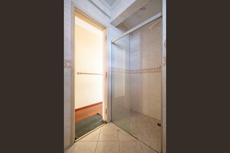 Apartamento à venda com 138m², 3 quartos e 1 vaga Apartamento à venda com 138m², 3 quartos e 1 vagaBanheiro 2