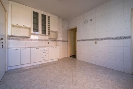 Apartamento à venda com 138m², 3 quartos e 1 vaga Apartamento à venda com 138m², 3 quartos e 1 vagaCozinha