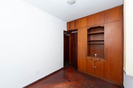 Apartamento à venda com 55m², 3 quartos e 1 vaga Apartamento à venda com 55m², 3 quartos e 1 vagaQUARTO2