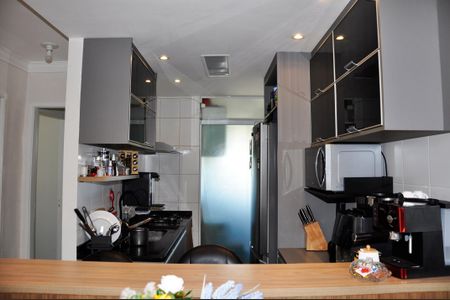 Apartamento à venda com 49m², 2 quartos e 1 vaga Apartamento à venda com 49m², 2 quartos e 1 vagaDetalhe - Cozinha Americana