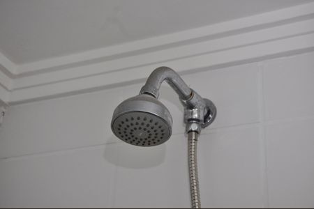 Apartamento à venda com 49m², 2 quartos e 1 vaga Apartamento à venda com 49m², 2 quartos e 1 vagaDetalhe - Banheiro Social