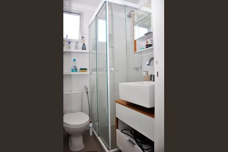 Apartamento à venda com 49m², 2 quartos e 1 vaga Apartamento à venda com 49m², 2 quartos e 1 vagaDetalhe - Banheiro Social