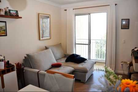 Apartamento à venda com 49m², 2 quartos e 1 vaga Apartamento à venda com 49m², 2 quartos e 1 vagaDetalhe - Sala e Sala de Jantar com Varanda