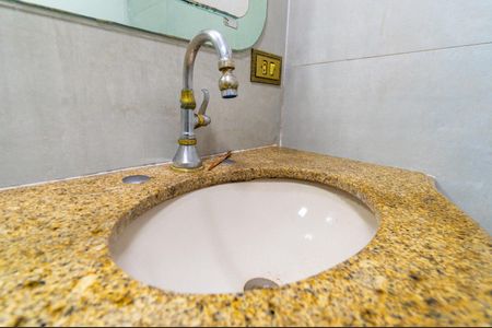 Apartamento à venda com 64m², 3 quartos e 1 vagaBanheiro Social