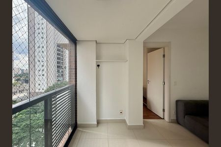 Apartamento para alugar com 33m², 1 quarto e 1 vaga Apartamento para alugar com 33m², 1 quarto e 1 vagaSacada Integrada