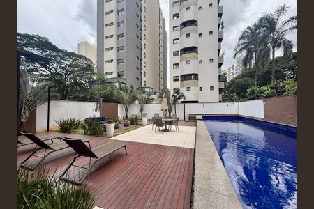 Apartamento para alugar com 33m², 1 quarto e 1 vaga Apartamento para alugar com 33m², 1 quarto e 1 vagaPiscina