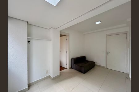 Apartamento para alugar com 33m², 1 quarto e 1 vaga Apartamento para alugar com 33m², 1 quarto e 1 vagaSacada Integrada