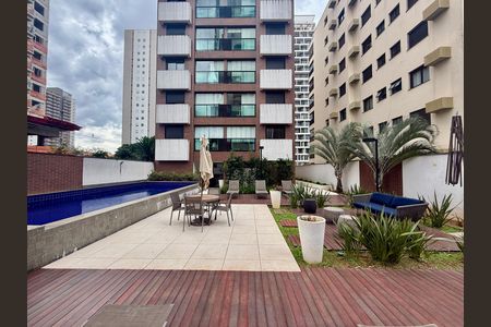 Apartamento para alugar com 33m², 1 quarto e 1 vaga Apartamento para alugar com 33m², 1 quarto e 1 vagaPiscina