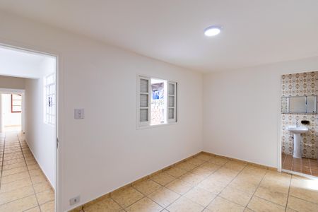 Casa para alugar com 127m², 4 quartos e 3 vagasSuite