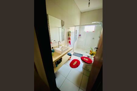Casa para alugar com 132m², 3 quartos e 3 vagasBanheiro
