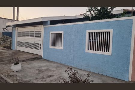 Casa para alugar com 132m², 3 quartos e 3 vagasFachada