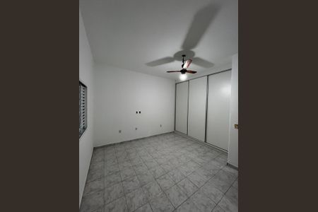 Casa para alugar com 132m², 3 quartos e 3 vagasQuarto