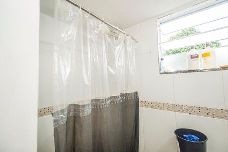 Casa à venda com 20m², 2 quartos e sem vaga Casa à venda com 20m², 2 quartos e sem vagaBanheiro