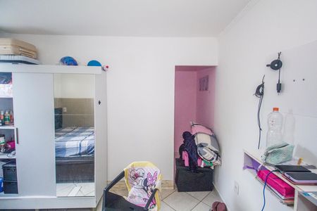 Quarto de casa à venda com 2 quartos, 20m² em Realengo, Rio de Janeiro