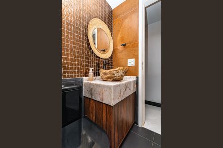 Apartamento à venda com 71m², 2 quartos e 2 vagas Apartamento à venda com 71m², 2 quartos e 2 vagasBanheiro