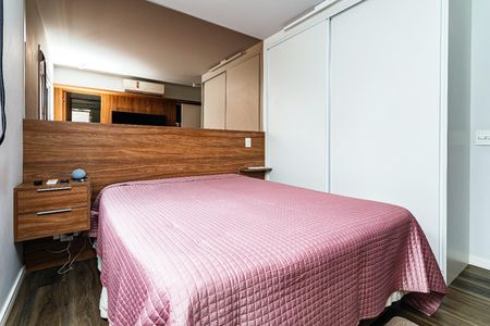 Apartamento à venda com 71m², 2 quartos e 2 vagas Apartamento à venda com 71m², 2 quartos e 2 vagasQuarto