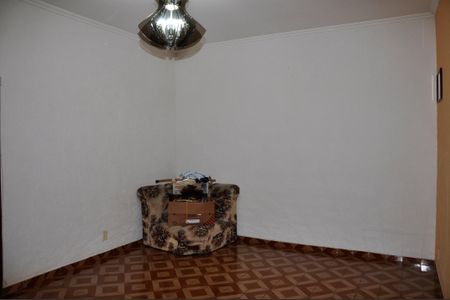 Casa à venda com 210m², 2 quartos e 2 vagas
