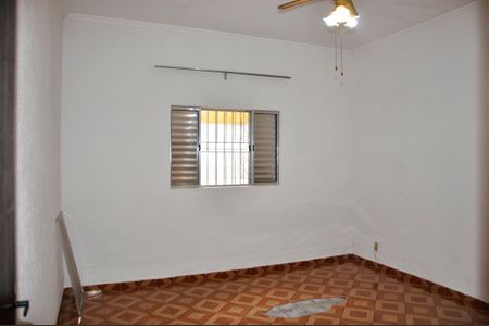 Casa à venda com 210m², 2 quartos e 2 vagas
