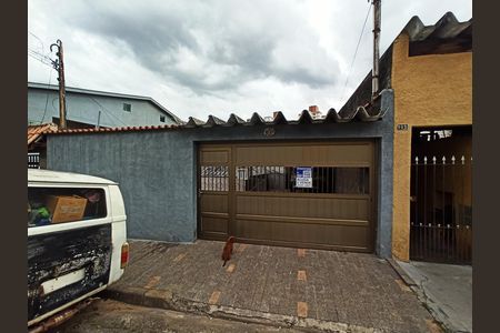 Casa à venda com 210m², 2 quartos e 2 vagas