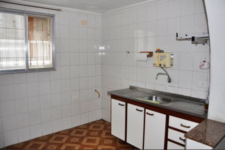 Casa à venda com 210m², 2 quartos e 2 vagas