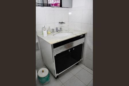 Casa à venda com 210m², 2 quartos e 2 vagas