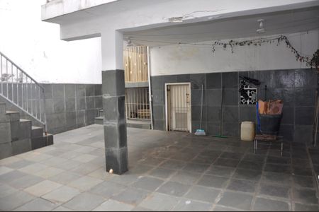 Casa à venda com 210m², 2 quartos e 2 vagas