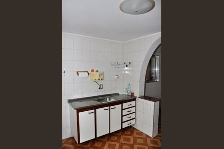 Casa à venda com 210m², 2 quartos e 2 vagas