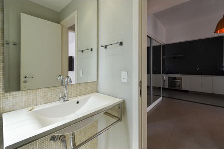 Apartamento à venda com 70m², 2 quartos e 1 vaga Apartamento à venda com 70m², 2 quartos e 1 vagaBanheiro Social