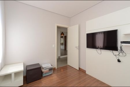 Apartamento à venda com 70m², 2 quartos e 1 vaga Apartamento à venda com 70m², 2 quartos e 1 vagaSuíte