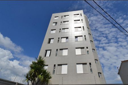 Apartamento à venda com 70m², 2 quartos e 1 vaga Apartamento à venda com 70m², 2 quartos e 1 vagaFachada