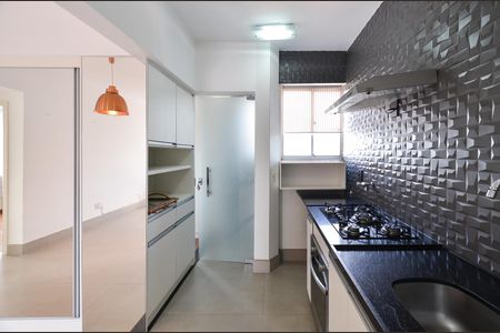 Apartamento à venda com 70m², 2 quartos e 1 vaga Apartamento à venda com 70m², 2 quartos e 1 vagaCozinha