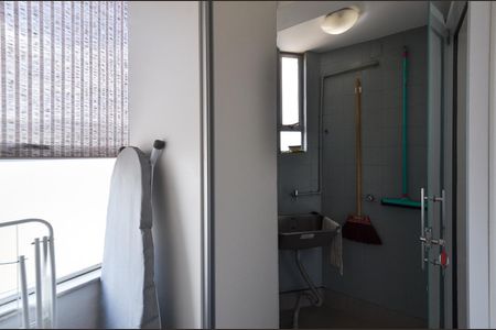 Apartamento à venda com 70m², 2 quartos e 1 vaga Apartamento à venda com 70m², 2 quartos e 1 vagaÁrea de Serviço