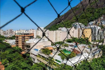 Apartamento à venda com 68m², 2 quartos e sem vaga
