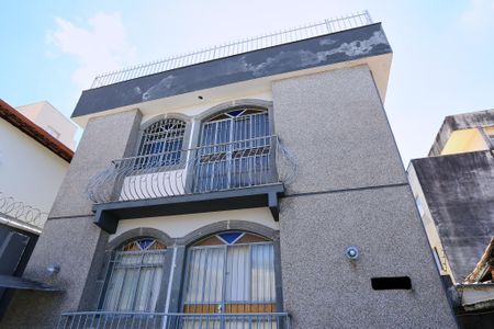 Apartamento para alugar com 78m², 2 quartos e 1 vaga Apartamento para alugar com 78m², 2 quartos e 1 vagaFachada