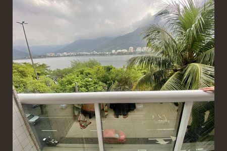 Apartamento à venda com 58m², 2 quartos e 1 vaga