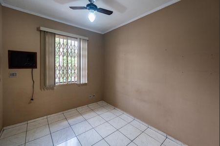 Casa para alugar com 221m², 3 quartos e 3 vagas Casa para alugar com 221m², 3 quartos e 3 vagasQuarto