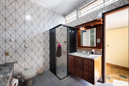 Casa para alugar com 221m², 3 quartos e 3 vagas Casa para alugar com 221m², 3 quartos e 3 vagasBanheiro