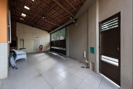 Casa para alugar com 221m², 3 quartos e 3 vagas Casa para alugar com 221m², 3 quartos e 3 vagasÁrea externa
