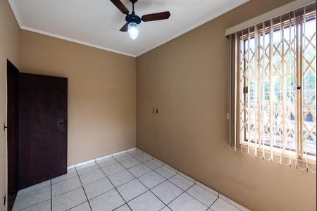 Casa para alugar com 221m², 3 quartos e 3 vagas Casa para alugar com 221m², 3 quartos e 3 vagasQuarto