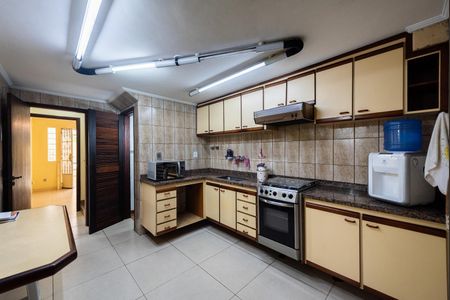 Casa para alugar com 221m², 3 quartos e 3 vagas Casa para alugar com 221m², 3 quartos e 3 vagasCozinha