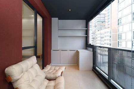 Varanda de apartamento para alugar com 1 quarto, 52m² em Cerqueira César, São Paulo