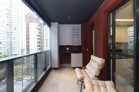Apartamento à venda com 52m², 1 quarto e 1 vaga Apartamento à venda com 52m², 1 quarto e 1 vagaVaranda