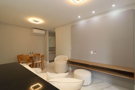 Apartamento à venda com 52m², 1 quarto e 1 vaga Apartamento à venda com 52m², 1 quarto e 1 vagaSala