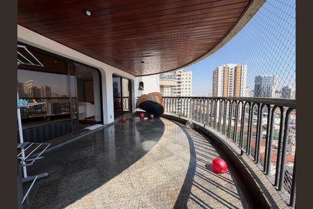 Apartamento à venda com 320m², 4 quartos e 4 vagas