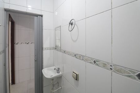Apartamento para alugar com 40m², 2 quartos e sem vaga Apartamento para alugar com 40m², 2 quartos e sem vagaBanheiro