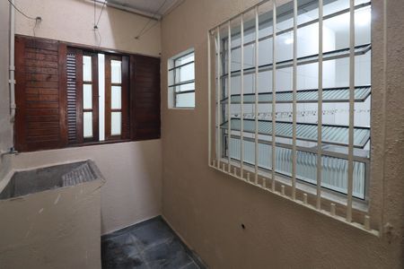 Apartamento para alugar com 40m², 2 quartos e sem vaga Apartamento para alugar com 40m², 2 quartos e sem vagaÁrea de Serviço