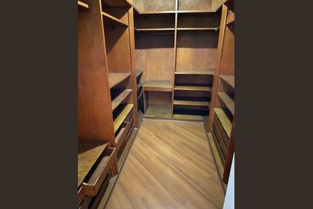 Apartamento à venda com 260m², 4 quartos e 2 vagas