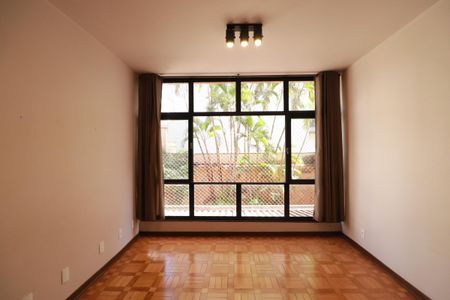 Sala de apartamento para alugar com 3 quartos, 86m² em Centro, Ribeirão Preto
