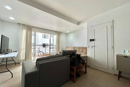 Apartamento à venda com 115m², 3 quartos e 2 vagas Apartamento à venda com 115m², 3 quartos e 2 vagasSala